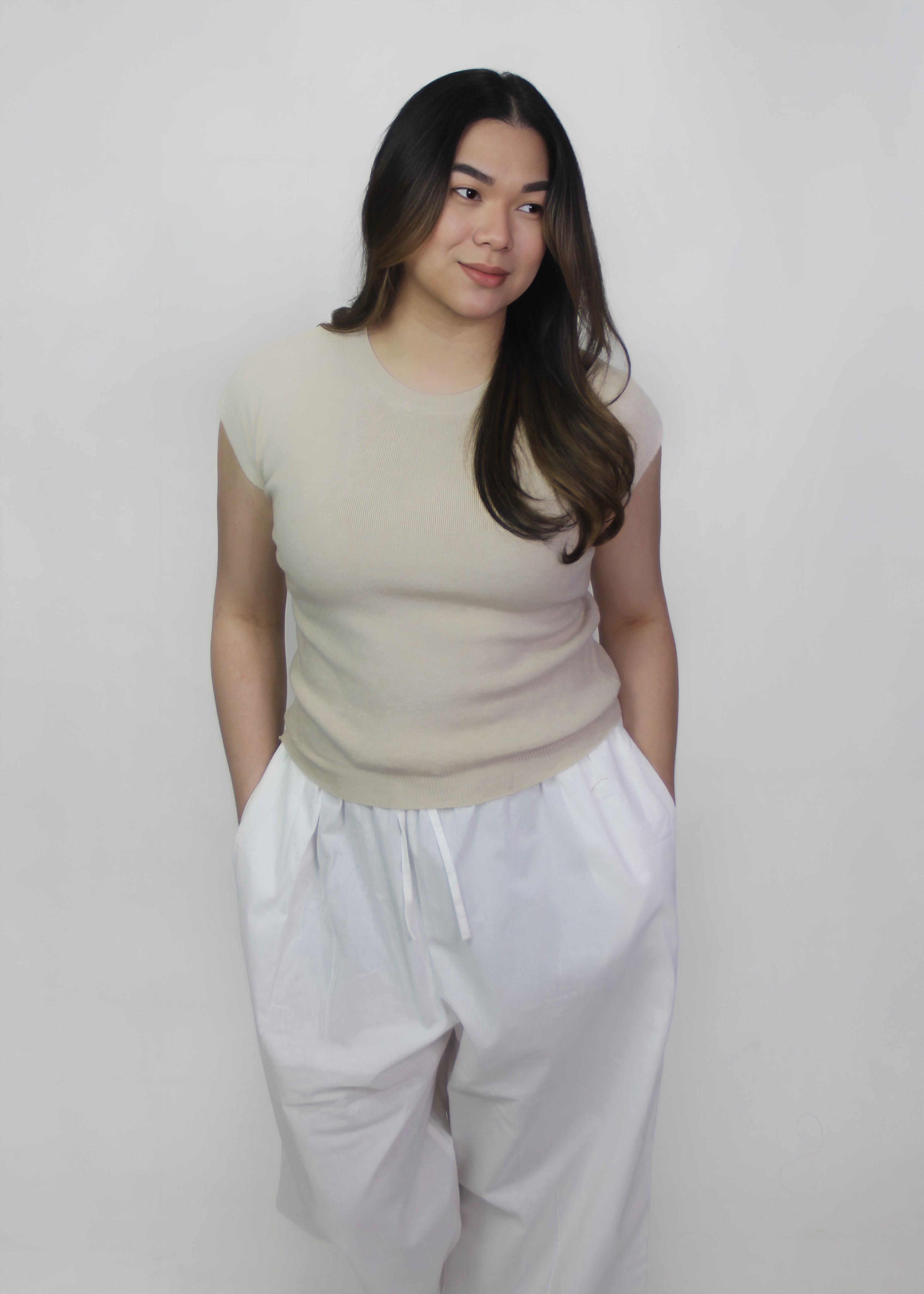 Minimal Knit Fitted Top