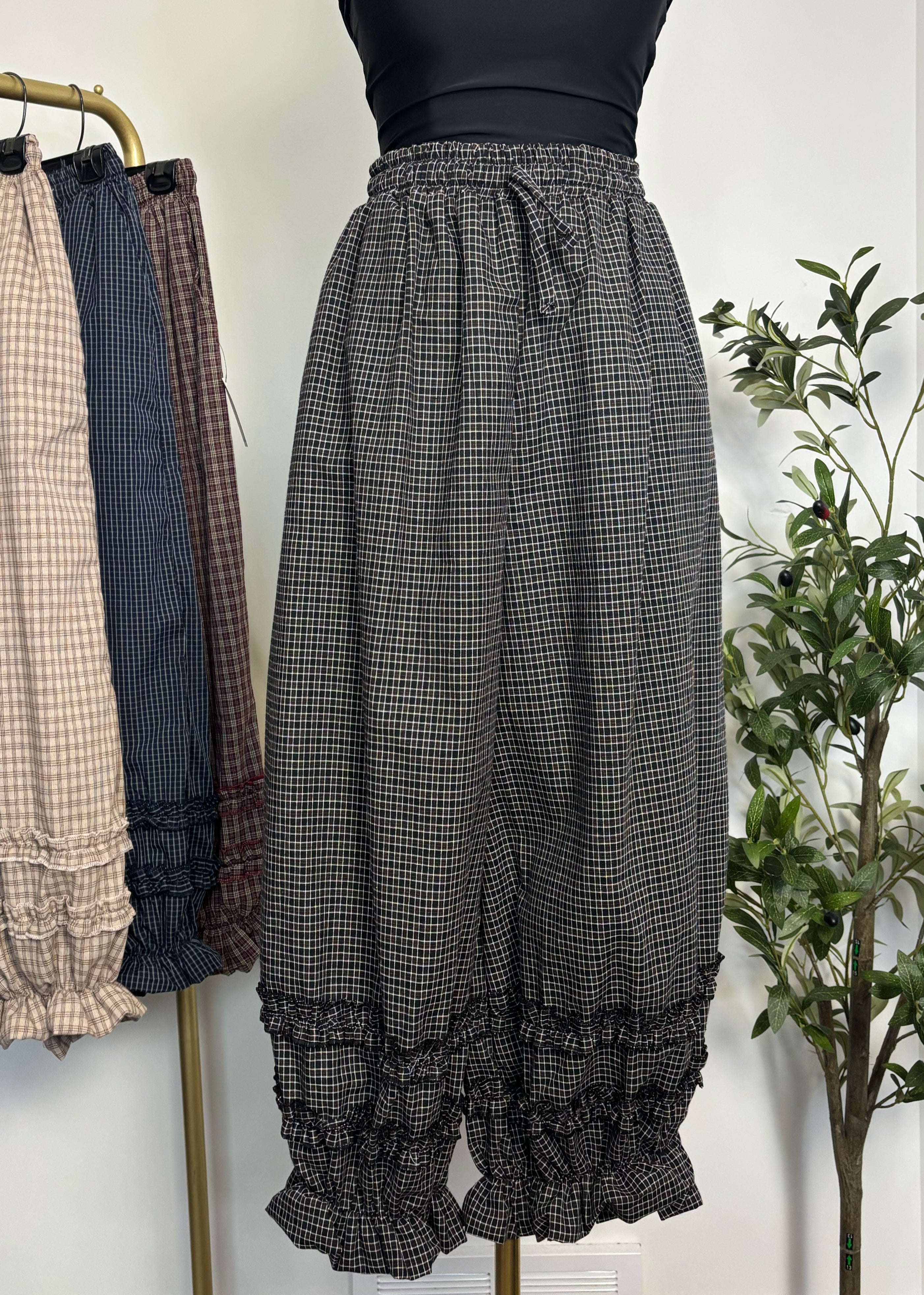 Plaid Barrel Cotton Pants