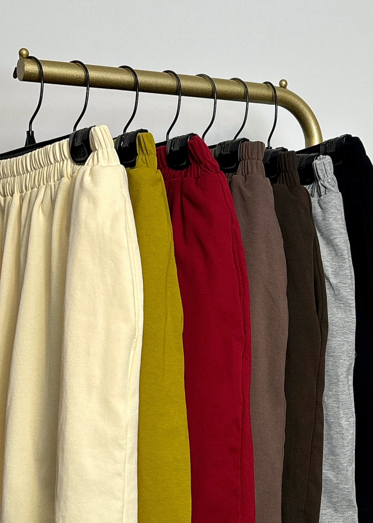 Wide-Leg Basic Shorts