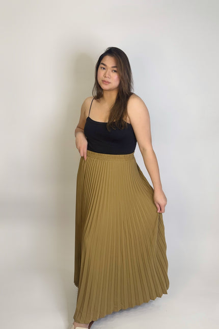 Pleated Maxi Skirt – O/S (24"–46")