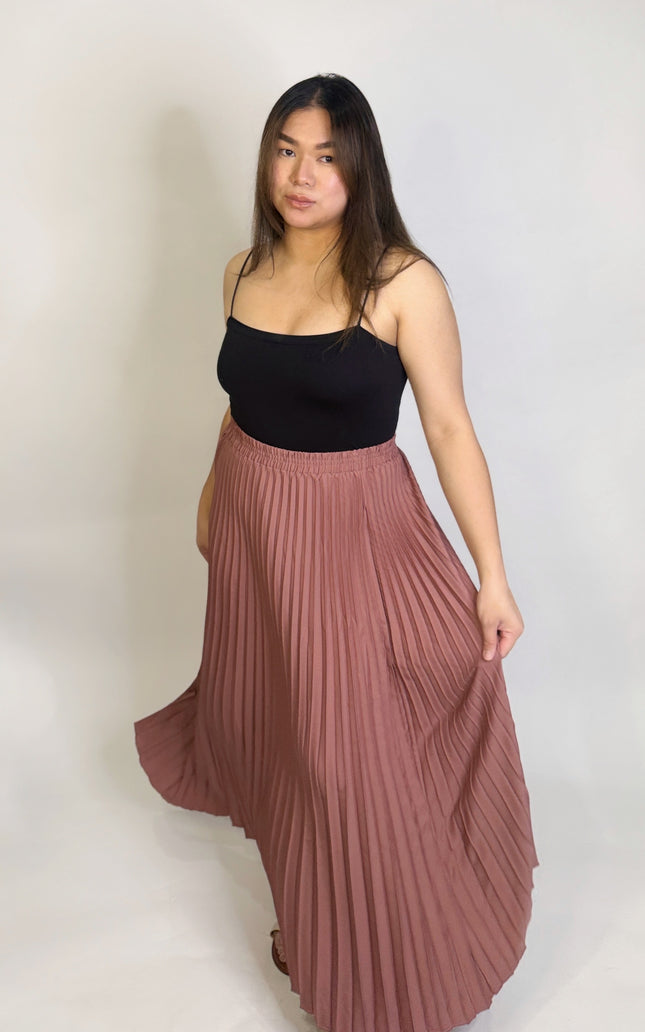 Pleated Maxi Skirt – O/S (24"–46")